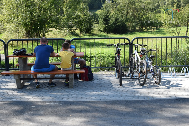 Miejsce odpoczynku przy trasie rowerowej Fot. B. Adamska