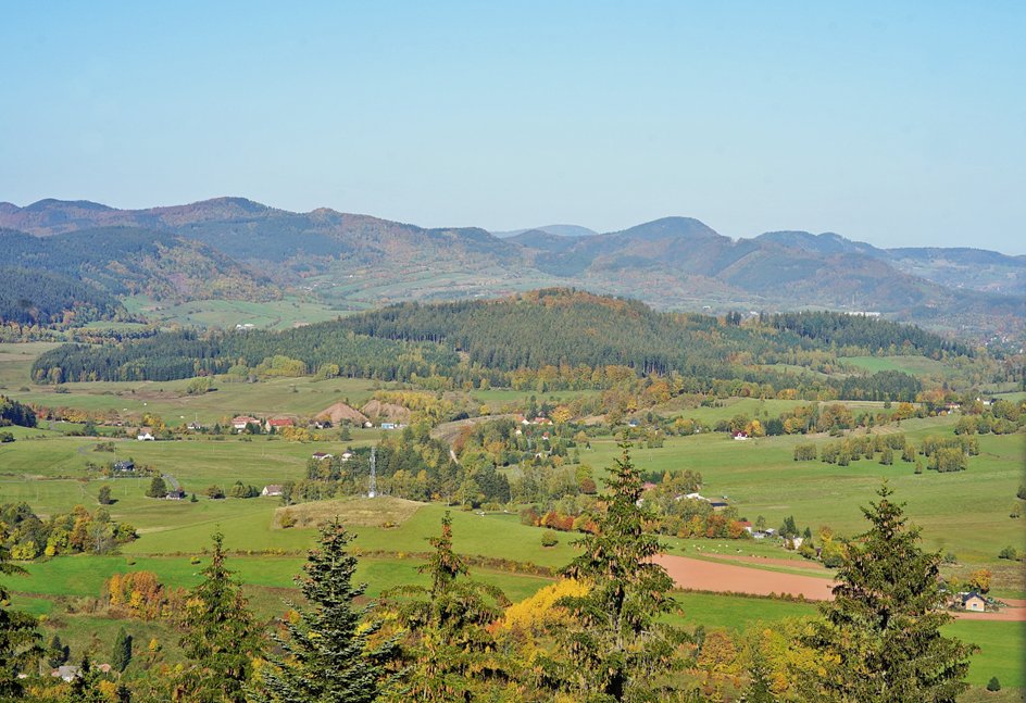 Bartnica, Widok z Włodzickiej G&oacute;ry, Gmina Nowa Ruda Fot. Barbara Adamska
