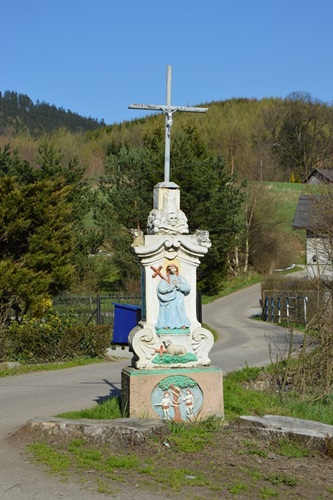 Krzyż w Sokolcu przed remontem
